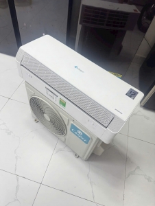 Máy lạnh có sẵn nguyên bộ